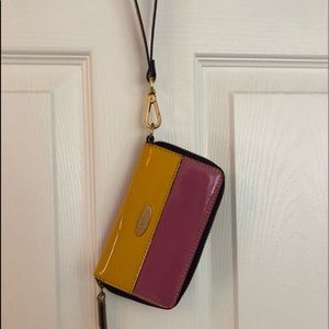 Tahari wallet